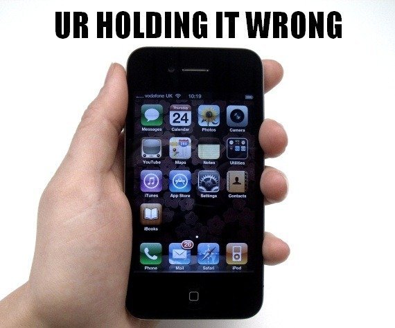 iphone4-holding