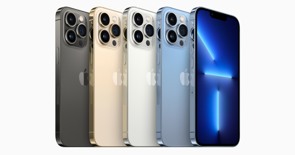 iPhone 14 OLED panels