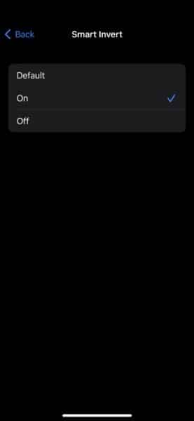 iOS 16 always shows status bar text in white