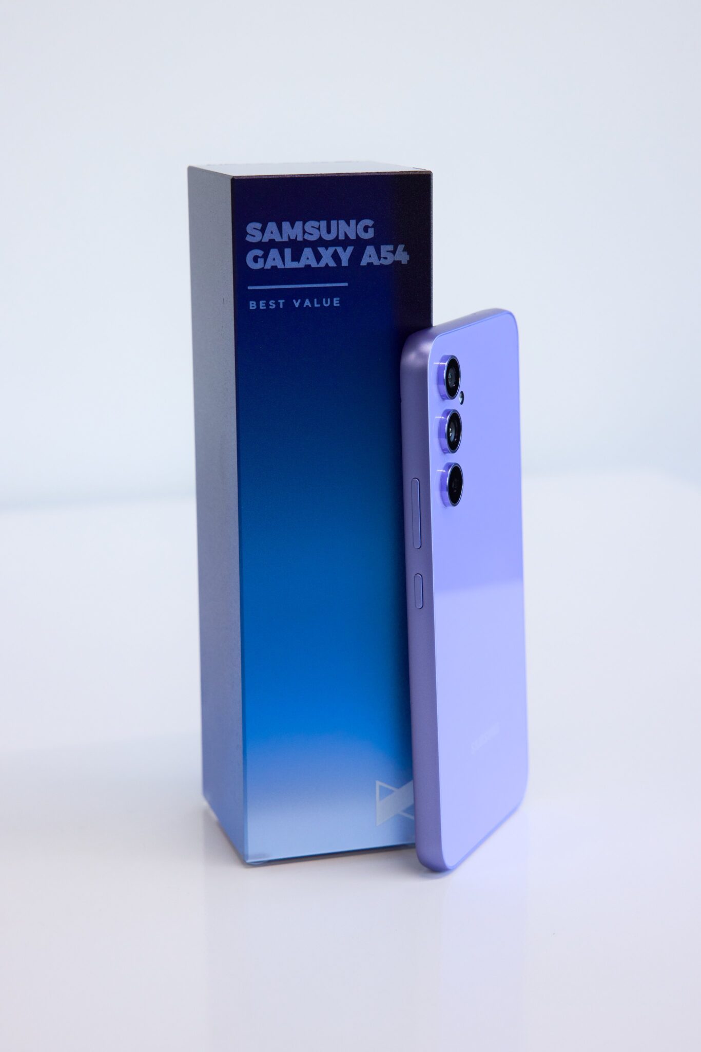 iPhone 15 Pro wins 'Best Camera Award' at MKBHD Smartphone Awards 2023