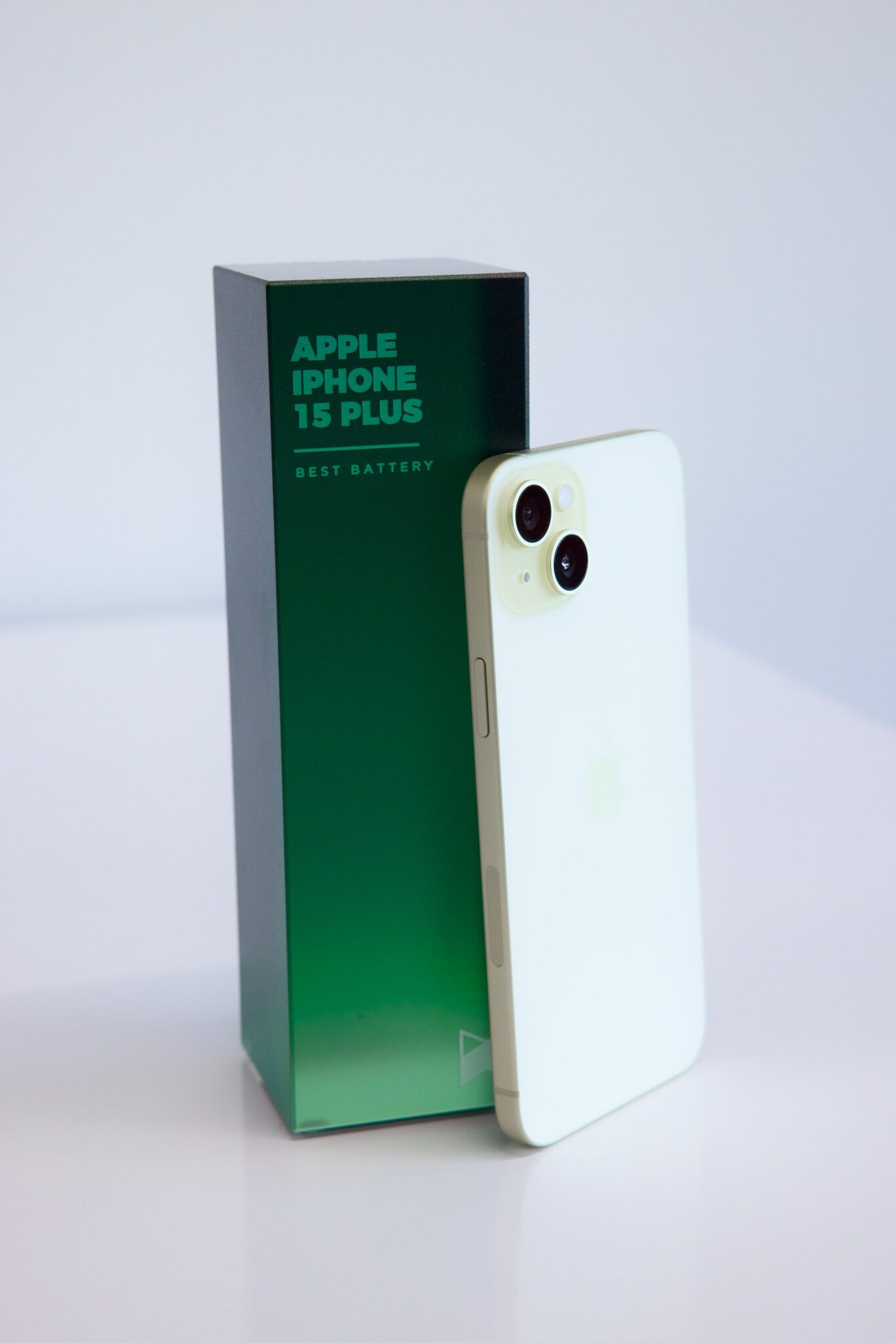 iPhone 15 Pro wins 'Best Camera Award' at MKBHD Smartphone Awards 2023