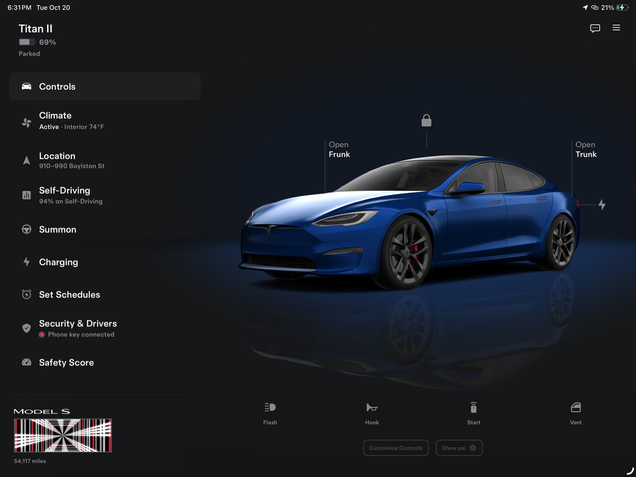 Tesla App iPhone Duo and iPad