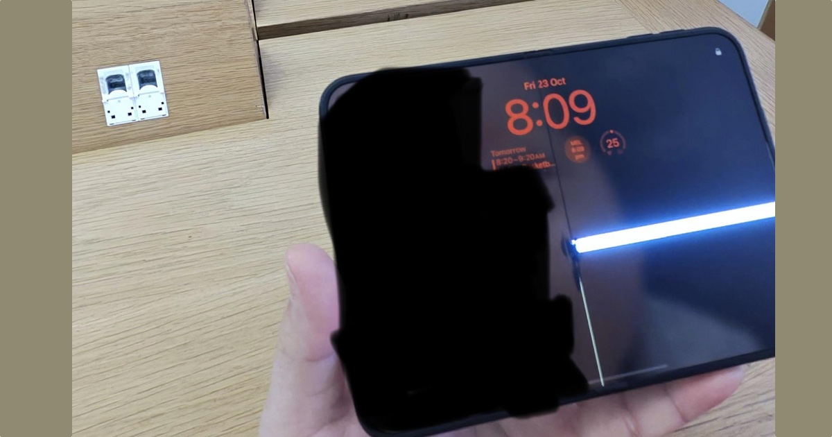 iPhone Duo Crack Screen Crackgate